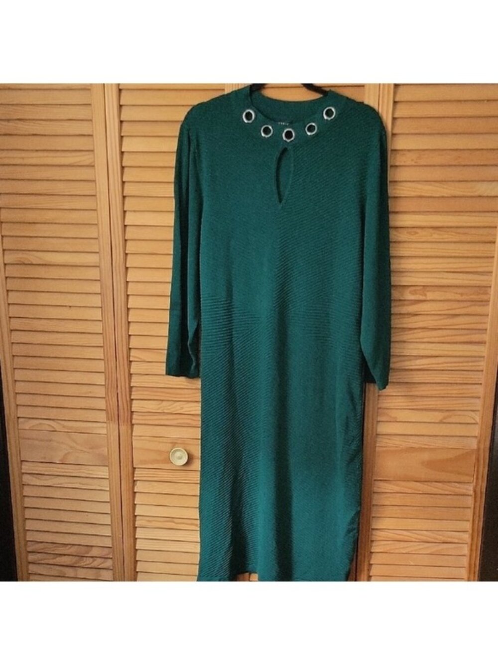 Torrid Dark Green Keyhole Grommet Neckline 3/4 Sleeve Knit Bodycon Dress Size 4